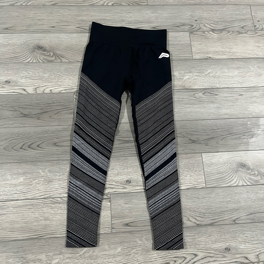 NWOT Pursue Fitness impulse seamless leggings Size M
